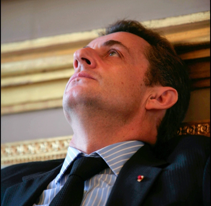 [Éditorial] L’incarcération de l’ancien président français Nicolas Sarkozy : un miroir terrible où se reflète notre finitude(…)